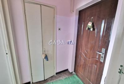 Apartament 2 camere, situat in Targu Jiu, Aleea Garofitei - 9