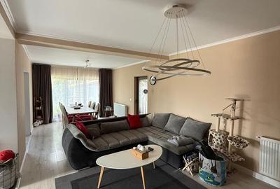 Duplex cu 4 camere în Dumbrăvița