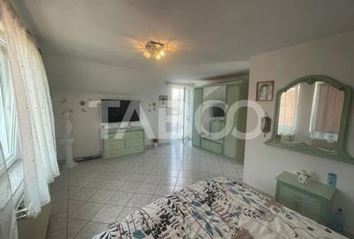 Vila deosebita  453 mp utili si curte 528 mp in Avrig - 32