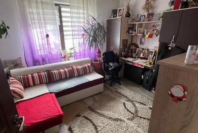 Apartament cu 3 camere, 59 mp, parcare, zona Terra - 4