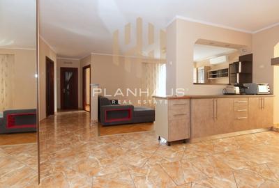 Apartament cu 4 camere decomandat în Republicii