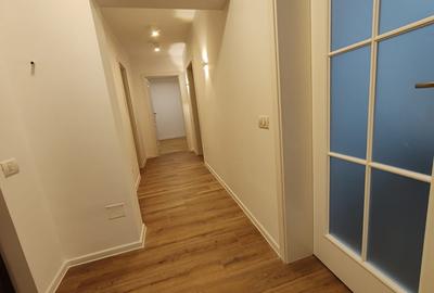Apartament 2 camere decomandat renovat , zona Centrul Civic - str Toamnei - 14