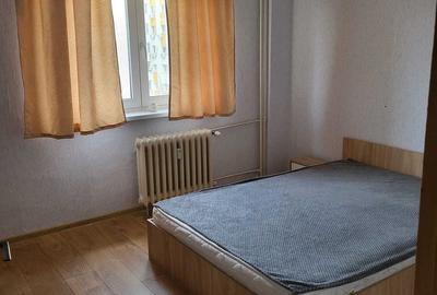 Apartament cu 3 camere în Rahova