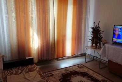 Apartament 2 camere zona Gemenii