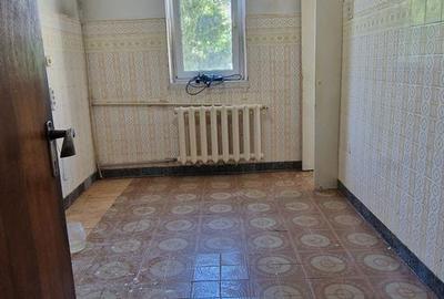 Tomis 2 apartament 3 camere decomandate, garaj si loc de parcare. - 13