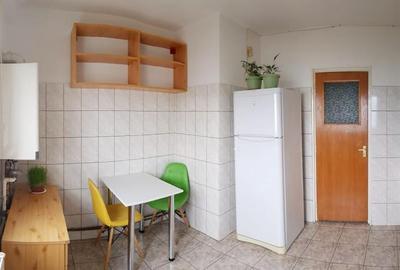 Exclusivitate, Vitan-Unirii, 2 camere, 65mp, centrala gaz, mobilat, imobil 1992 - 8