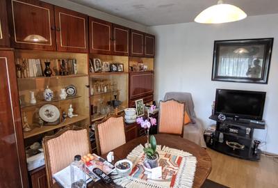 Apartament cu 4 camere decomandat în Dâmbul Rotund