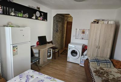 Aradului- Lipovei o camera complet mobiata - 1