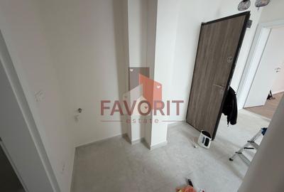 NOU. Disponibil imediat. Decomandat. Zona Soarelui - 9