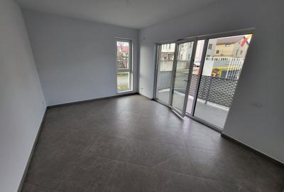 Apartament cu 2 camere decomandat în Braytim