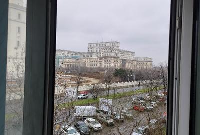 Apartament cu 3 camere decomandat în 13 Septembrie