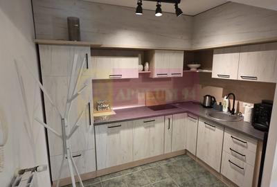 Apartament cu 2 camere de vanzare in Sinaia - 2