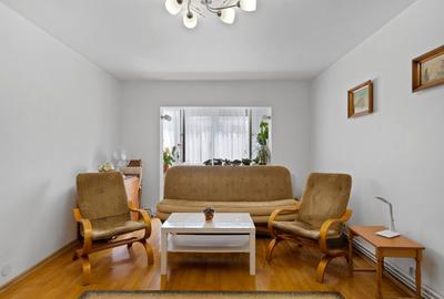 De vânzare Apartament 3 camere Mobilat si utilat., et. 3/4 Alfa, Arad. - 2