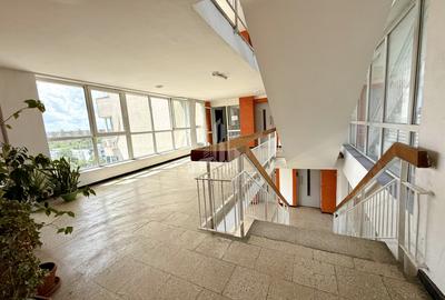 Apartament cu 2 camere circular, mobilat în Titan