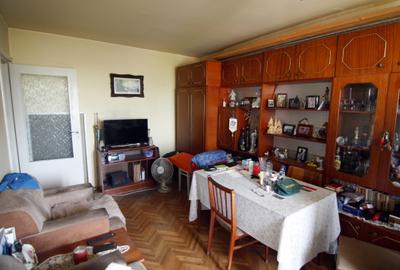 Apartament cu 3 camere decomandat în Circumvalațiunii