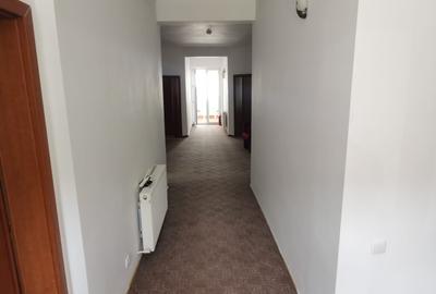Afacere la cheie! Pensiune complet echipată, 14 camere, în centrul Băilor Olăneș - 6
