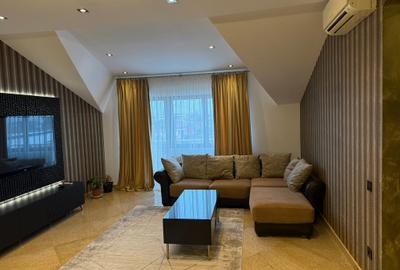 Apartament cu 3 camere semidecomandat în Rahova