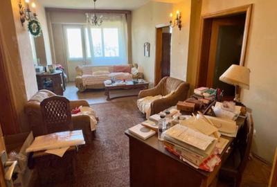 Apartament 4 camere Vasile Lascar comision 0 - 10