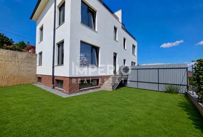 Duplex cu 4 camere în Dâmbul Rotund