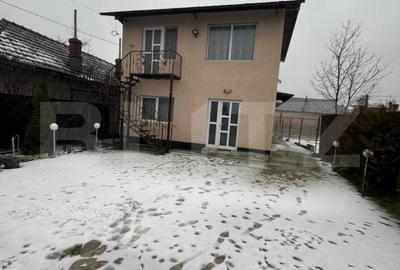 Casă individuală cu 3 camere în Nucet