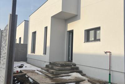 Casă individuală cu 3 camere – Ansamblu rezidențial nou 100.000 euro - 2