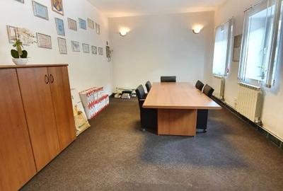 Inchiriere vila generoasa D+P+3 ideala sediu firma Cotroceni Elefterie metrou - 8