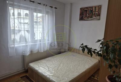 Apartament cu 2 camere decomandat, mobilat în Mihai Viteazul