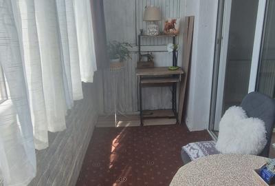 Apartament cu 1 cameră, decomandat, 32 mp+2 balcoane, etaj intermediar, Eroilor - 6