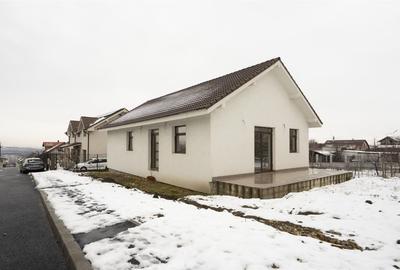 Casă individuală cu 4 camere în Dealuri Oradea