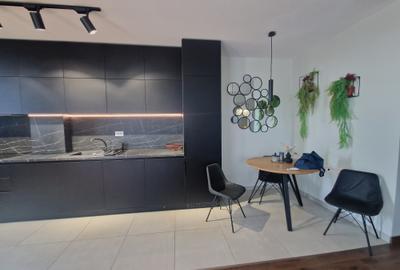 Apartament cu 2 camere decomandat în Take Ionescu