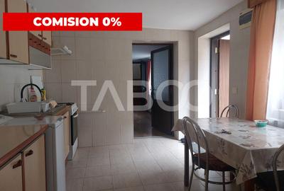 Apartament la casa 119 mpu 5 camere 2 bucatarii 3 bai gradina Cisnadie - 1