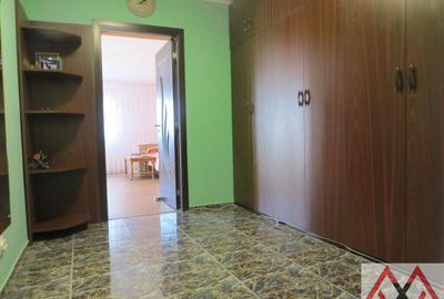 Apartament 2 camere P-ta Alba Iulia, decomandat - 72mp - 9