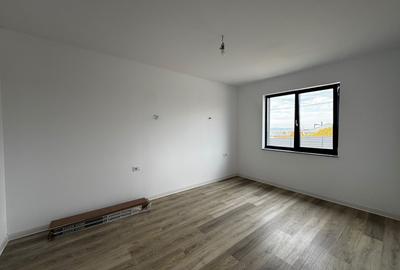 Casa cu 5 camere Visan - 10