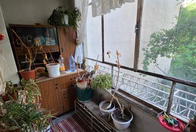 Vanzare apartament 3 camere Drumul Taberei etajul 1/4 decomandat 66 mp bloc 1977 - 5