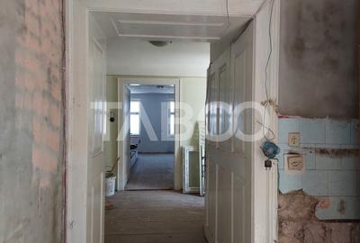 Comision 0-Apartament 2 camere 37mp la casa necesita renovare Cisnadie - 10