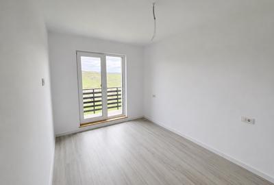 Duplex 4 camere Rediu-Valea Lupului – Vedere spre Lacul, Încălzire în Pardoseală, 106 mp Utili, Curte 230 mp  Comision 0% - 12
