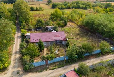 Casă individuală cu 3 camere în Ștefan cel Mare