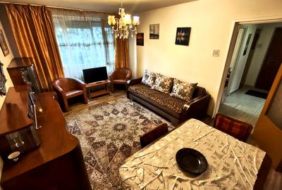 Apartament cu 3 camere decomandat, mobilat în Drumul Taberei
