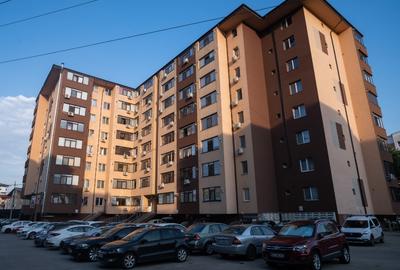 Apartament cu 2 camere decomandat, mobilat în Roșu
