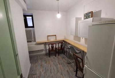 Apartament cu 3 camere decomandat, mobilat în Floreasca