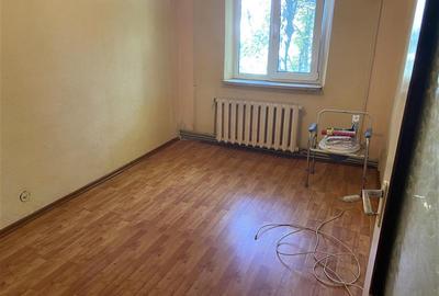 Apartament 3 camere Focsani ,zona centrala , 2 bai , decomandat , liber - 3