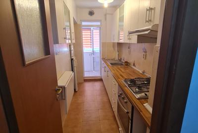 Vand apartament 2 camere central, et 3/4, spatios, mobilat, utilat. - 3