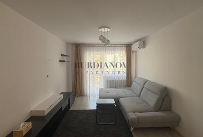 Apartament cu 3 camere în Theodor Pallady