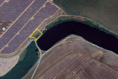 Vanzare teren Loc. Frasinet, 2.000 mp, deschidere lac 50 m, comision 0% - 1