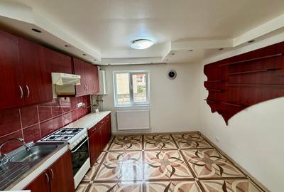 Apartament cu 2 camere în Cetate