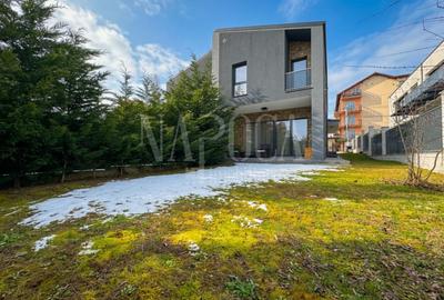 Duplex cu 4 camere în Europa