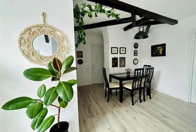 Apartament cu 4 camere decomandat în Elisabetin