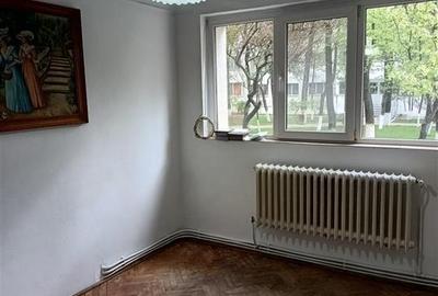 Apartament cu 2 camere decomandat, mobilat în Podu Roș