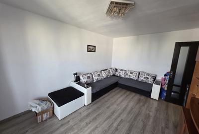 Apartament cu 3 camere decomandat, mobilat în Lujerului