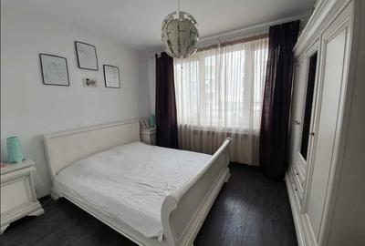 Apartament cu 2 camere semidecomandat, mobilat în Calea Victoriei